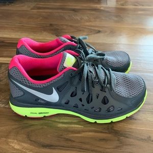 Women’s Nike Dual Fusion Run Shoes